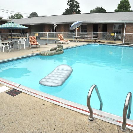 Dutch Motel By Oyo Near Hershey Park Palmyra Buitenkant foto