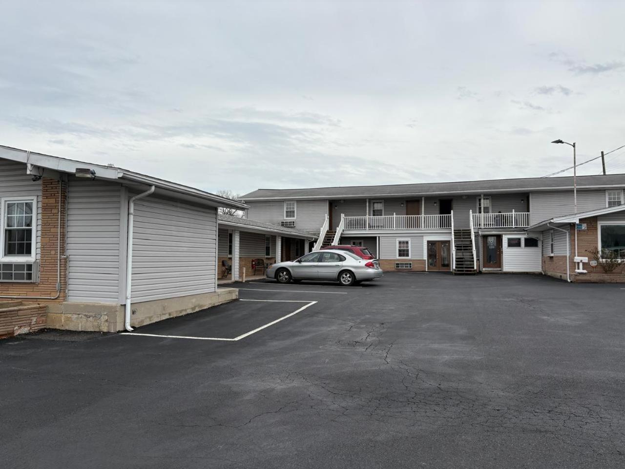 Dutch Motel By Oyo Near Hershey Park Palmyra Buitenkant foto
